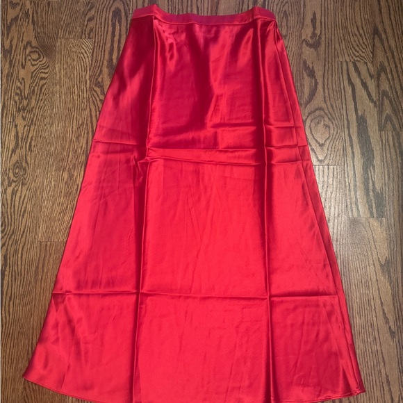 Wishlist Red Skirt - Satin Like Material, Size Medium, NWOT, Soft, Long Skirt - Picture 3 of 8
